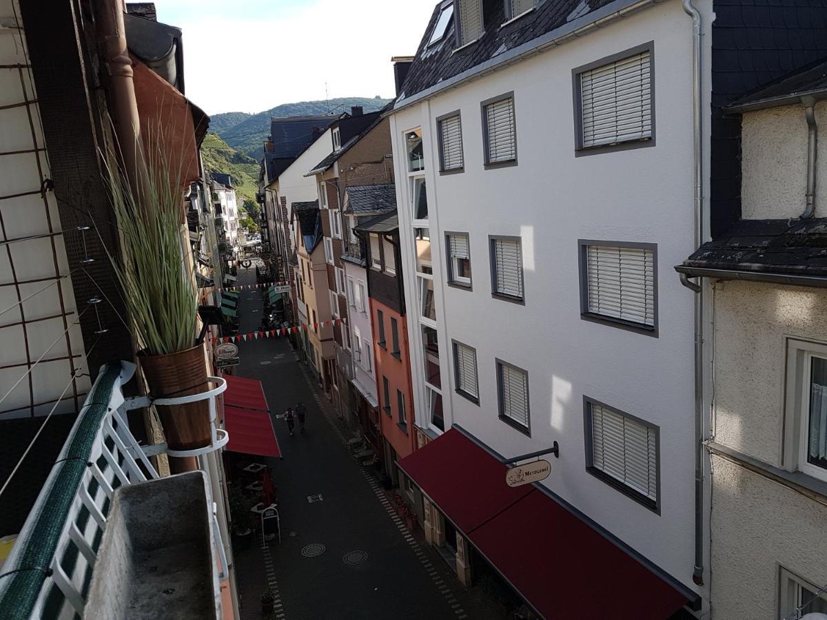 Haus Alte Metzgerei - Im Herzen Der Altstadt Zell an der Mosel Exterior foto